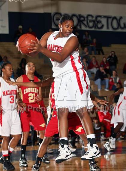 Thumbnail 2 in MacArthur vs. Coronado (Georgetown Jack Frost Invitational) photogallery.