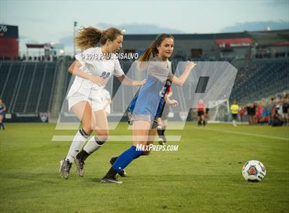 Thumbnail 3 in Grandview vs. Broomfield (CHSAA 5A State Final) photogallery.