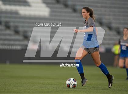 Thumbnail 2 in Grandview vs. Broomfield (CHSAA 5A State Final) photogallery.