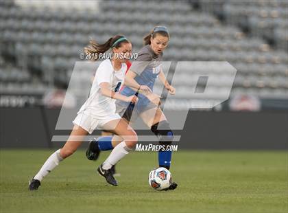 Thumbnail 1 in Grandview vs. Broomfield (CHSAA 5A State Final) photogallery.