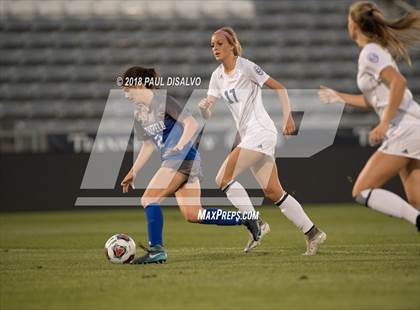 Thumbnail 3 in Grandview vs. Broomfield (CHSAA 5A State Final) photogallery.