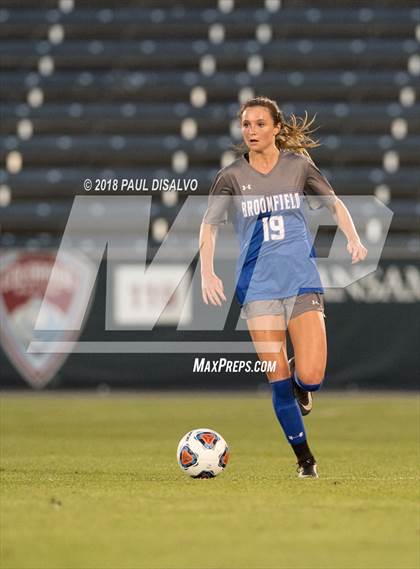 Thumbnail 2 in Grandview vs. Broomfield (CHSAA 5A State Final) photogallery.