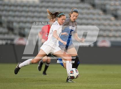 Thumbnail 2 in Grandview vs. Broomfield (CHSAA 5A State Final) photogallery.