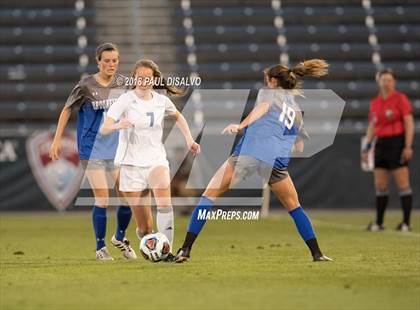 Thumbnail 1 in Grandview vs. Broomfield (CHSAA 5A State Final) photogallery.