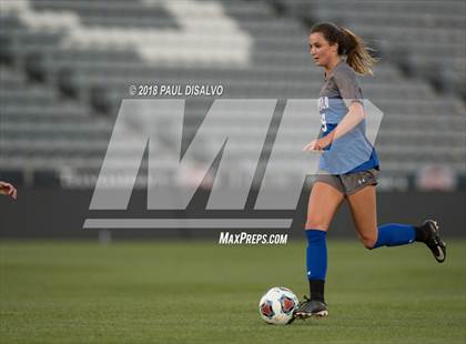 Thumbnail 3 in Grandview vs. Broomfield (CHSAA 5A State Final) photogallery.