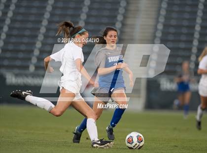 Thumbnail 1 in Grandview vs. Broomfield (CHSAA 5A State Final) photogallery.