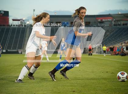 Thumbnail 2 in Grandview vs. Broomfield (CHSAA 5A State Final) photogallery.