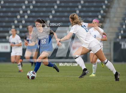 Thumbnail 2 in Grandview vs. Broomfield (CHSAA 5A State Final) photogallery.