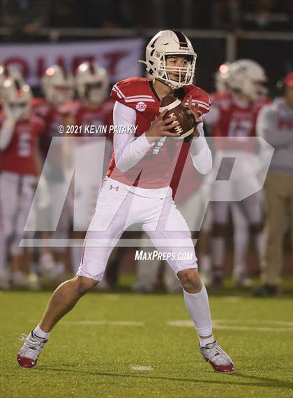 Thumbnail 3 in Darien vs. Fairfield Prep (CIAC Class LL Final) photogallery.