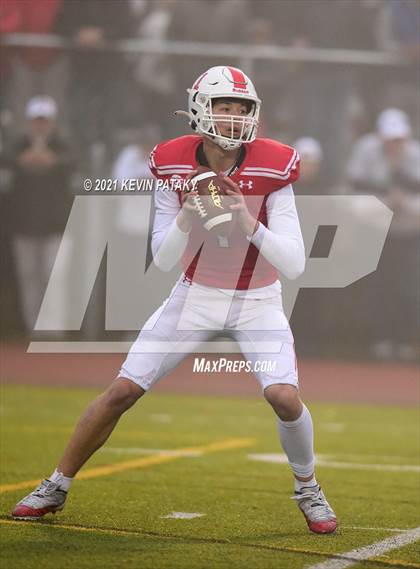 Thumbnail 1 in Darien vs. Fairfield Prep (CIAC Class LL Final) photogallery.