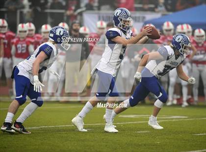 Thumbnail 2 in Darien vs. Fairfield Prep (CIAC Class LL Final) photogallery.