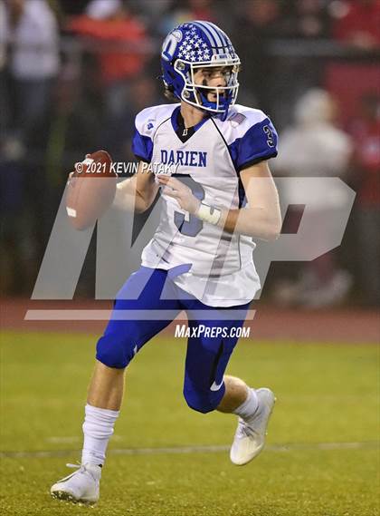 Thumbnail 2 in Darien vs. Fairfield Prep (CIAC Class LL Final) photogallery.