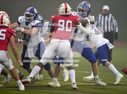 Thumbnail 2 in Darien vs. Fairfield Prep (CIAC Class LL Final) photogallery.