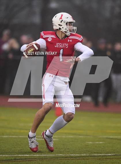 Thumbnail 1 in Darien vs. Fairfield Prep (CIAC Class LL Final) photogallery.