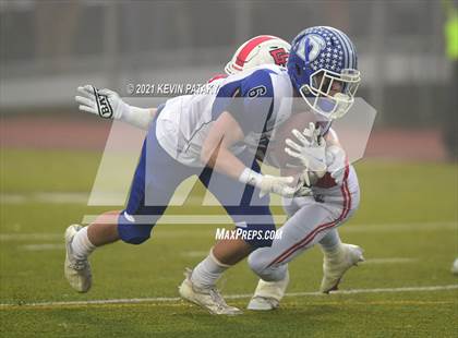 Thumbnail 3 in Darien vs. Fairfield Prep (CIAC Class LL Final) photogallery.