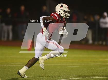 Thumbnail 2 in Darien vs. Fairfield Prep (CIAC Class LL Final) photogallery.