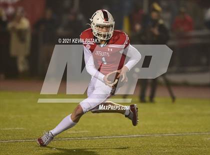 Thumbnail 3 in Darien vs. Fairfield Prep (CIAC Class LL Final) photogallery.
