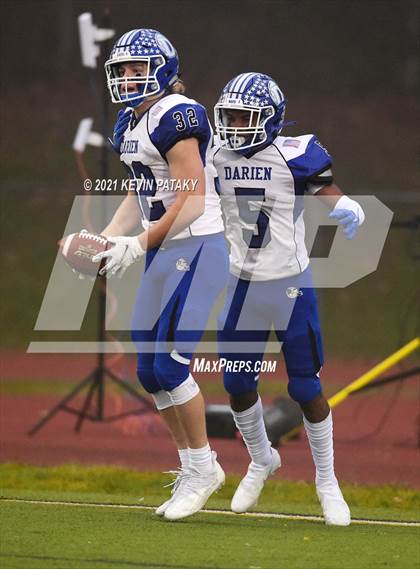 Thumbnail 2 in Darien vs. Fairfield Prep (CIAC Class LL Final) photogallery.