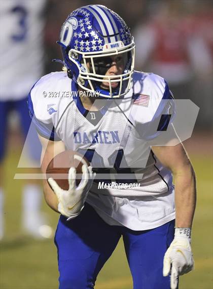 Thumbnail 3 in Darien vs. Fairfield Prep (CIAC Class LL Final) photogallery.