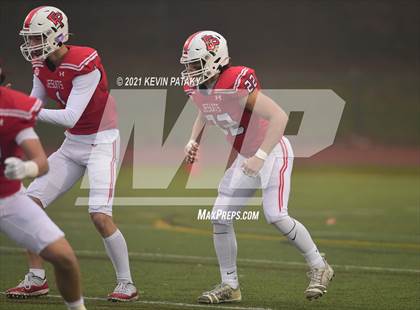 Thumbnail 3 in Darien vs. Fairfield Prep (CIAC Class LL Final) photogallery.