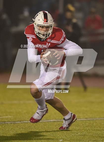 Thumbnail 2 in Darien vs. Fairfield Prep (CIAC Class LL Final) photogallery.