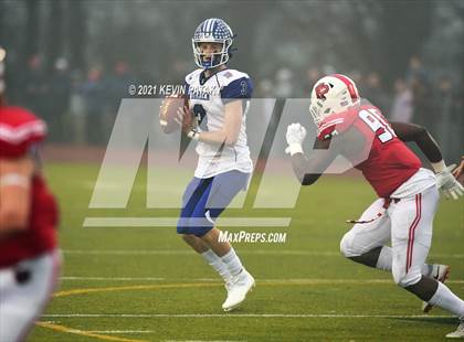 Thumbnail 2 in Darien vs. Fairfield Prep (CIAC Class LL Final) photogallery.