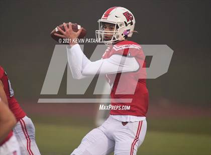Thumbnail 2 in Darien vs. Fairfield Prep (CIAC Class LL Final) photogallery.