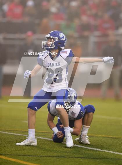 Thumbnail 3 in Darien vs. Fairfield Prep (CIAC Class LL Final) photogallery.