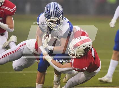 Thumbnail 3 in Darien vs. Fairfield Prep (CIAC Class LL Final) photogallery.