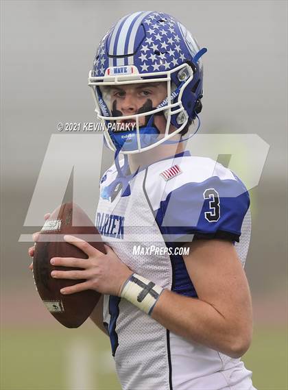 Thumbnail 2 in Darien vs. Fairfield Prep (CIAC Class LL Final) photogallery.