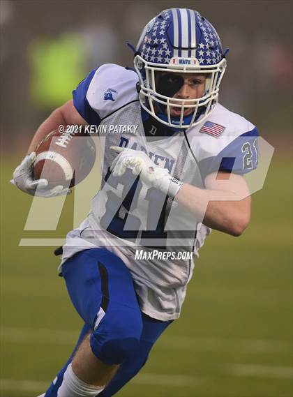 Thumbnail 2 in Darien vs. Fairfield Prep (CIAC Class LL Final) photogallery.