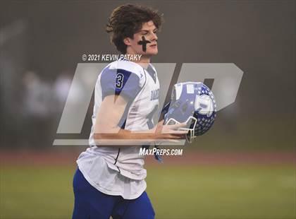 Thumbnail 3 in Darien vs. Fairfield Prep (CIAC Class LL Final) photogallery.