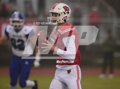 Thumbnail 2 in Darien vs. Fairfield Prep (CIAC Class LL Final) photogallery.