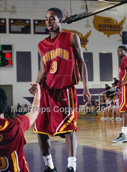 Thumbnail 1 in Oxnard @ Valencia (CIF SS Playoffs) photogallery.