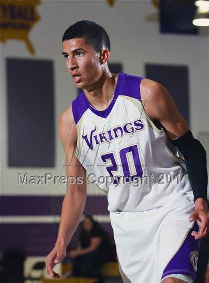 Thumbnail 2 in Oxnard @ Valencia (CIF SS Playoffs) photogallery.