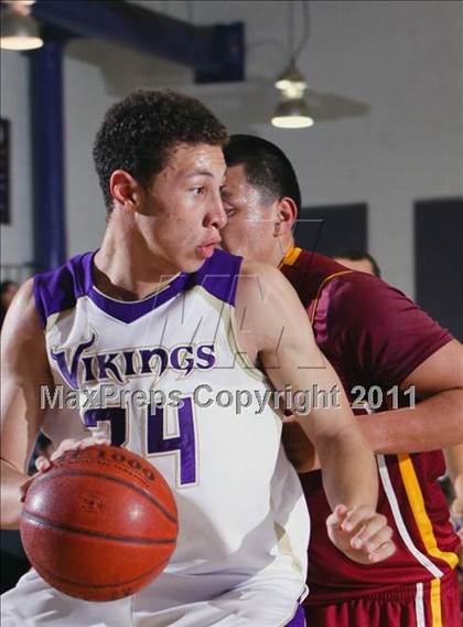 Thumbnail 2 in Oxnard @ Valencia (CIF SS Playoffs) photogallery.