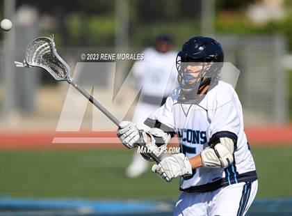 Thumbnail 3 in Royal vs Crescenta Valley photogallery.