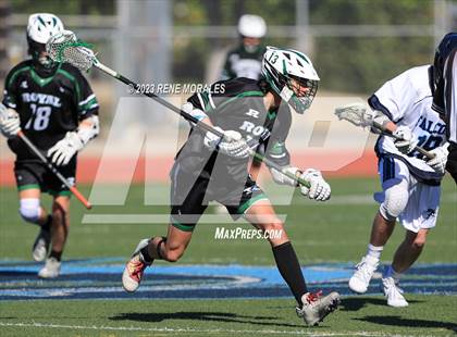 Thumbnail 1 in Royal vs Crescenta Valley photogallery.