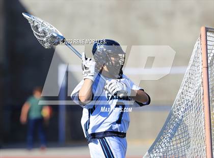 Thumbnail 3 in Royal vs Crescenta Valley photogallery.