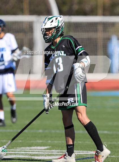 Thumbnail 2 in Royal vs Crescenta Valley photogallery.