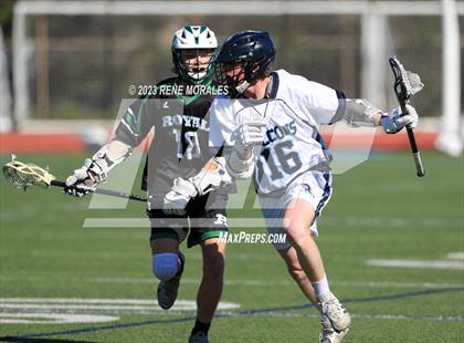 Thumbnail 2 in Royal vs Crescenta Valley photogallery.