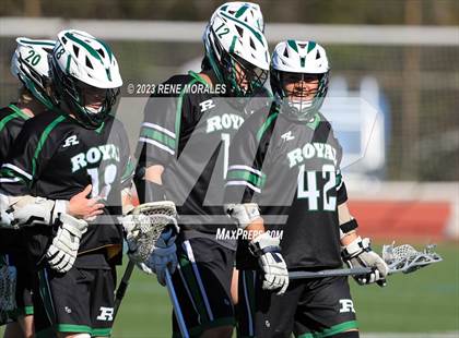 Thumbnail 2 in Royal vs Crescenta Valley photogallery.