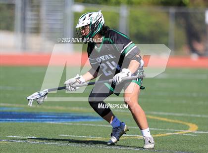 Thumbnail 2 in Royal vs Crescenta Valley photogallery.