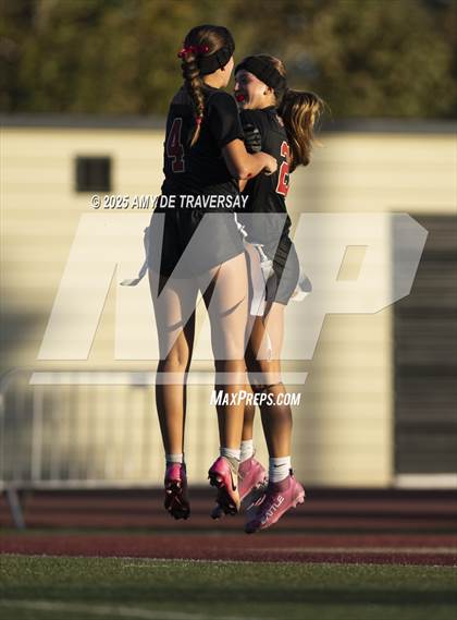 Thumbnail 2 in Trabuco Hills @ JSerra Catholic photogallery.