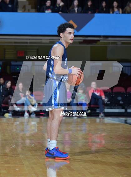 Thumbnail 3 in Dobbs Ferry vs Hamilton [Alexander]  (NYSPHSAA Section 1 Class B Semifinal) photogallery.