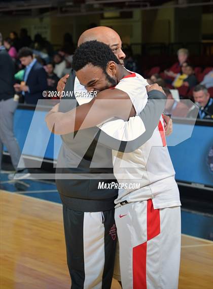 Thumbnail 2 in Dobbs Ferry vs Hamilton [Alexander]  (NYSPHSAA Section 1 Class B Semifinal) photogallery.