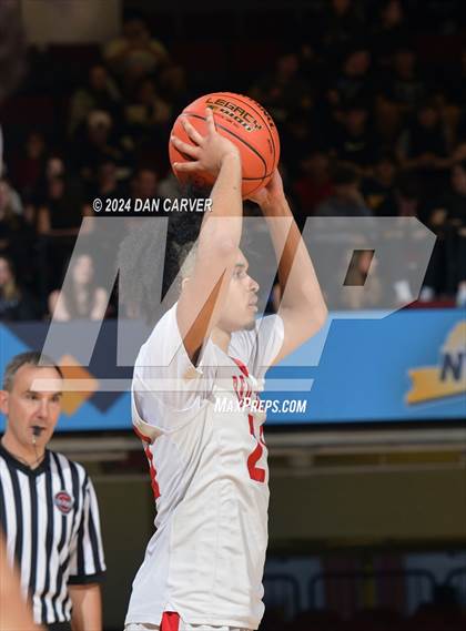 Thumbnail 3 in Dobbs Ferry vs Hamilton [Alexander]  (NYSPHSAA Section 1 Class B Semifinal) photogallery.