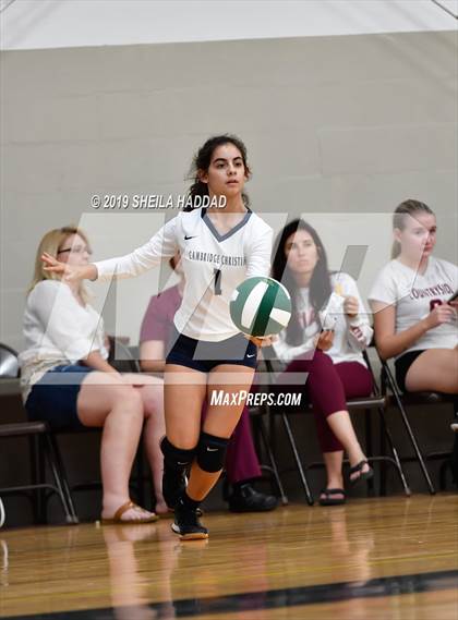Thumbnail 2 in Indian Rocks Christian vs. Cambridge Christian (Keswick Invitational) photogallery.