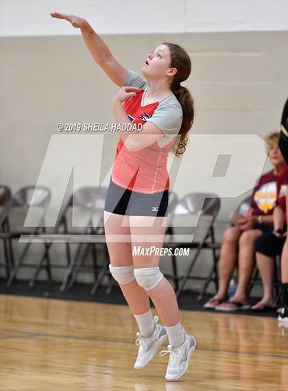 Thumbnail 2 in Indian Rocks Christian vs. Cambridge Christian (Keswick Invitational) photogallery.