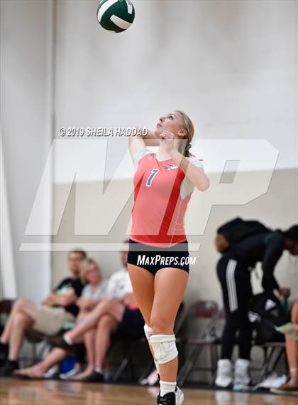 Thumbnail 3 in Indian Rocks Christian vs. Cambridge Christian (Keswick Invitational) photogallery.